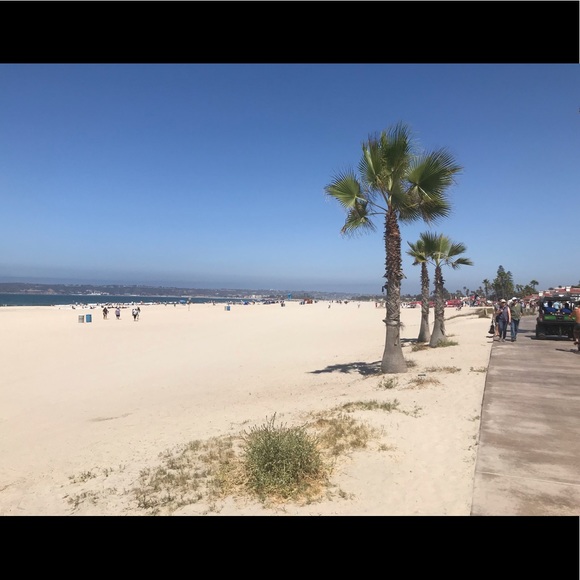 Meet your Posher, Gina - Picture 1 of 1